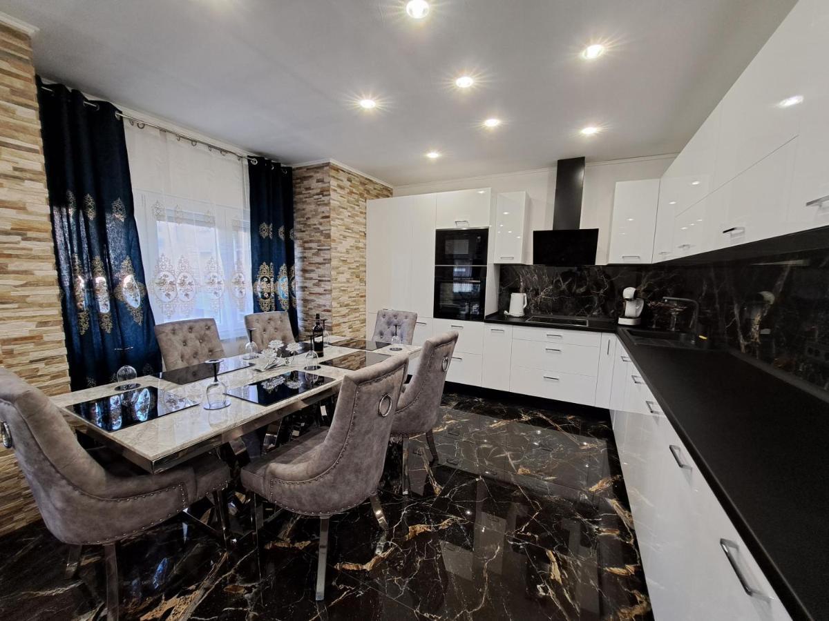 Apartment Monaco Rijeka Extérieur photo